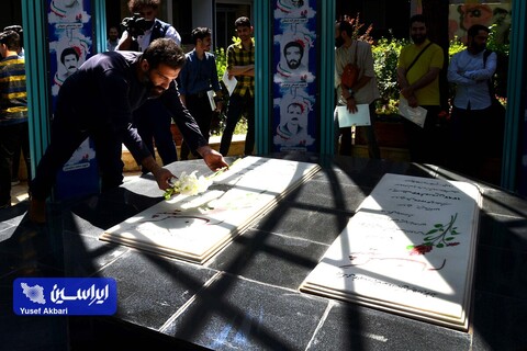 بازدید هنرمندان گرافیست از فولاد مبارکه در رویداد هنری «روایت پیشرفت» با موضوع «فرهنگ کار و تولید»