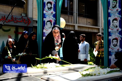 بازدید هنرمندان گرافیست از فولاد مبارکه در رویداد هنری «روایت پیشرفت» با موضوع «فرهنگ کار و تولید»
