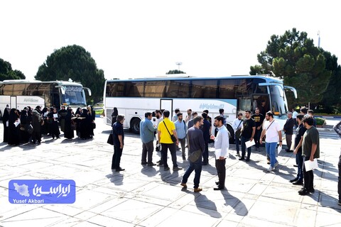 بازدید هنرمندان گرافیست از فولاد مبارکه در رویداد هنری «روایت پیشرفت» با موضوع «فرهنگ کار و تولید»