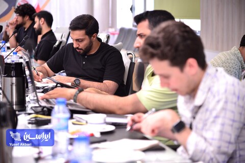 دومین روز از رویداد هنری «روایت پیشرفت» با موضوع «فرهنگ کار و تولید»