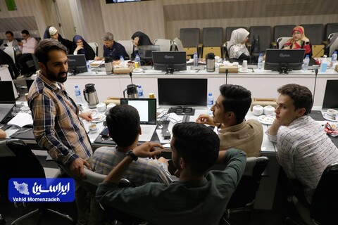 دومین روز از رویداد هنری «روایت پیشرفت» با موضوع «فرهنگ کار و تولید»