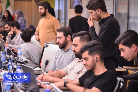 سومین روز از رویداد هنری «روایت پیشرفت» در فولاد مبارکه با موضوع «فرهنگ کار و تولید»