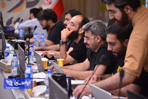 سومین روز از رویداد هنری «روایت پیشرفت» در فولاد مبارکه با موضوع «فرهنگ کار و تولید»