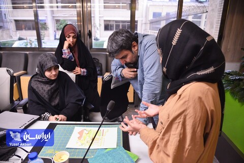 سومین روز از رویداد هنری «روایت پیشرفت» در فولاد مبارکه با موضوع «فرهنگ کار و تولید»