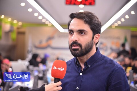 سومین روز از رویداد هنری «روایت پیشرفت» در فولاد مبارکه با موضوع «فرهنگ کار و تولید»