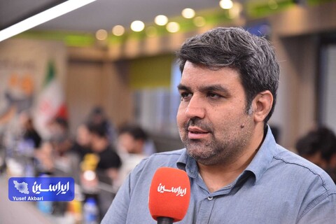 سومین روز از رویداد هنری «روایت پیشرفت» در فولاد مبارکه با موضوع «فرهنگ کار و تولید»