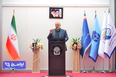 تاکید وزارت صمت بر تولید دانشبنیان و صادرات محور/ ۱.۵ میلیون خودرو تا پایان امسال تولید میشود علی آبادی