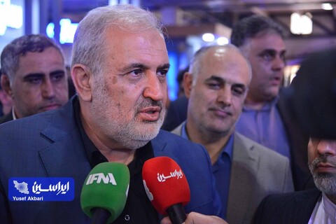 برای تامین واردات فولاد مشکل ارز نداریم