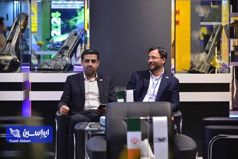 غرفه فولاد مبارکه در اولین روز از نوزدهمین نمایشگاه قطعات، لوازم و مجموعه های خودرو تهران