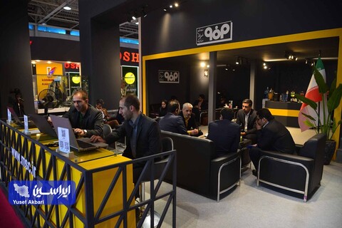 غرفه فولاد مبارکه در اولین روز از نوزدهمین نمایشگاه قطعات، لوازم و مجموعه های خودرو تهران
