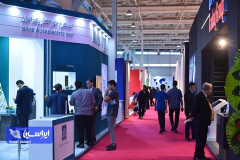 اولین روز از نوزدهمین نمایشگاه قطعات، لوازم و مجموعه های خودرو تهران