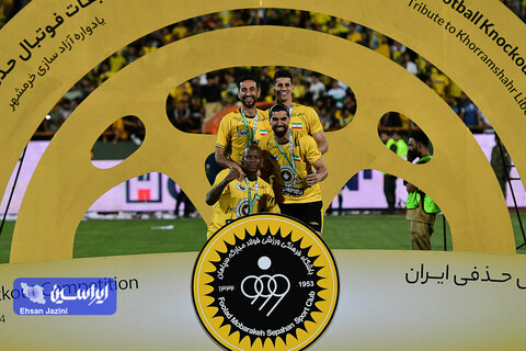 جشن قهرمانی سپاهان در جام حذفی ایران 1403-1402