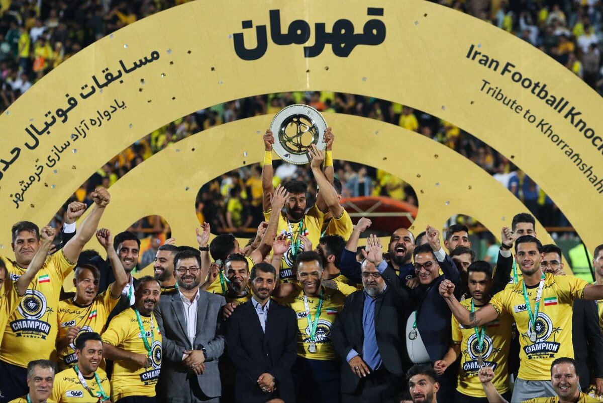 آذربایجانی: صحبت‌های لازم انجام شده تا در نقش جهان VAR داشته باشیم