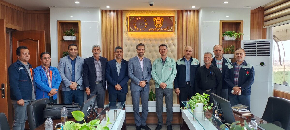 ایریسا پشتیبان کلیدی ذوب آهن در حوزه فناوری اطلاعات است