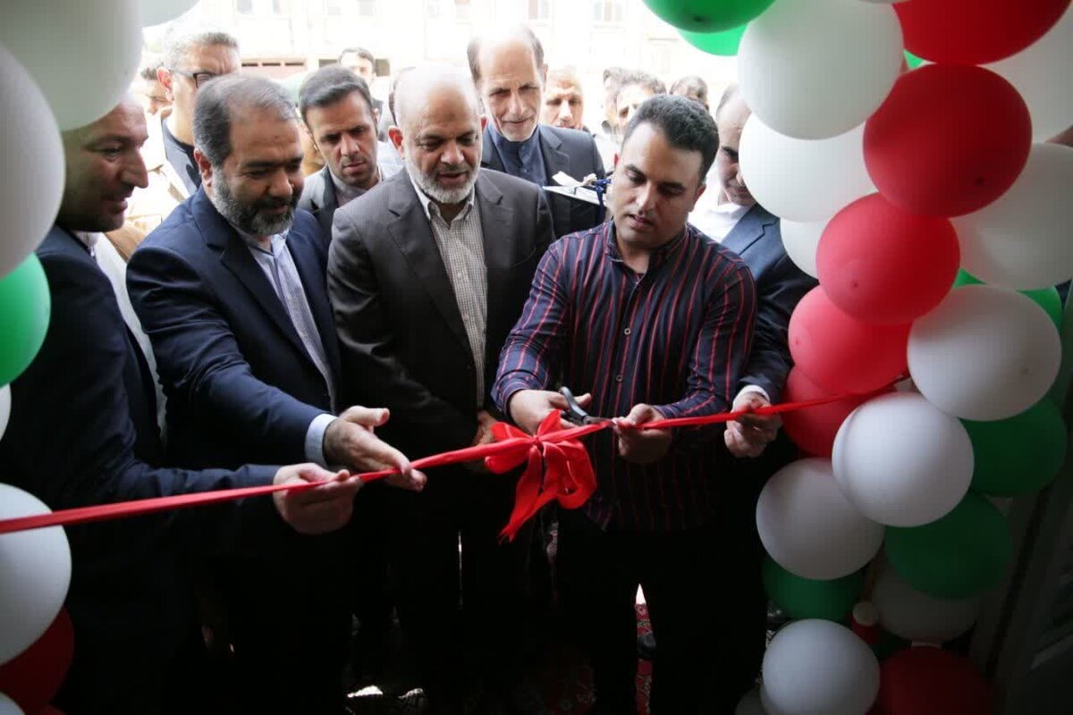 مجتمع ورزشی «شهید زرین» شهرستان ورزنه پس از ۱۴ سال افتتاح شد