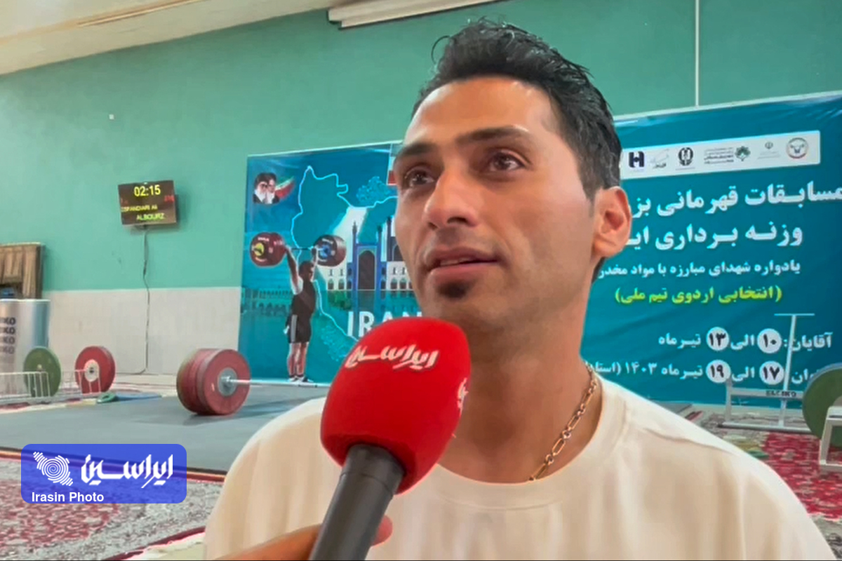 تعداد ورزشکاران برای مسابقات کشوری وزنه‌برداری رضایت بخش نبود 