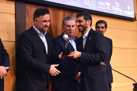 فولاد مبارکه بالاترین سطح هشتمین جایزه ملی مدیریت فناوری و نوآوری ایران را کسب کرد