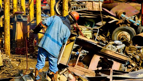 گرمای هوا قیمت قراضه آهن در چین را صعودی کرد قراضه آهن