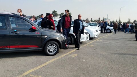 بازار خرید و فروش حوالههای خودرو جان گرفت/ بازگشت دلالان به بازار خودرو  بازار خودرو