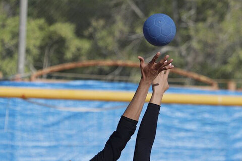 اصفهان قهرمان مسابقات هندبال ساحلی بانوان کشور شد هندبال ساحلی