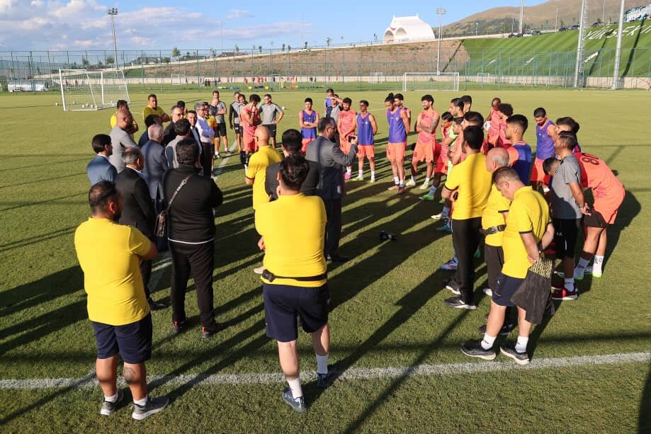 بازیهای دوستانه یکی از وجوه مهم دیپلماسی ورزشی است/ پیشنهاد گسترش روابط ورزشی سپاهان و تیمهای ترکیه