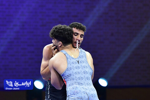 لیگ یک کشتی فرنگی