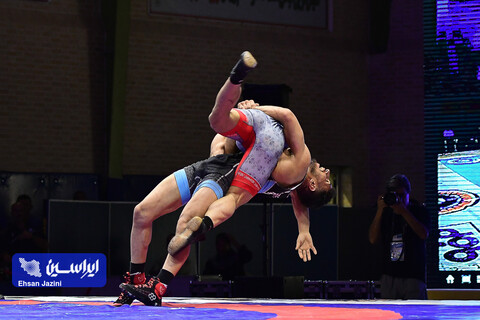 لیگ یک کشتی فرنگی