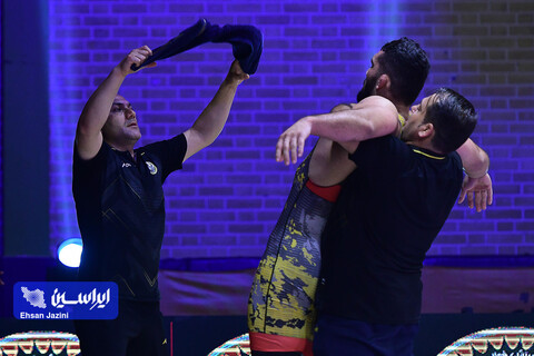 لیگ یک کشتی فرنگی