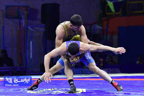 لیگ یک کشتی فرنگی