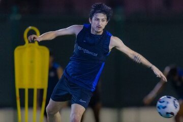 کارت بازی سردار آزمون برای بازی با سپاهان صادر شد سردار آزمون