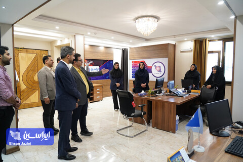 مدیرعامل شرکت ایریسا از پایگاه خبری – تحلیلی ایراسین بازدید کرد بازدید مدیرعامل شرکت ایریسا از پایگاه خبری – تحلیلی ایراسین به مناسبت روز خبرنگار