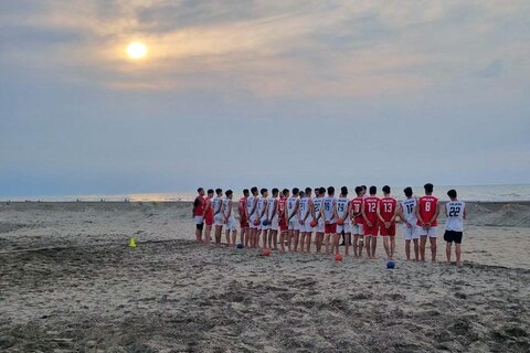 اردو ملیپوشان نوجوان هندبال ساحلی در بندر انزلی  هندبال ساحلی