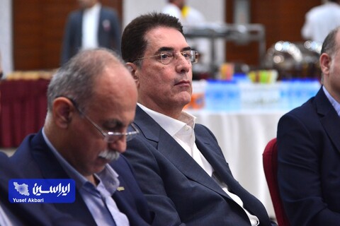نشست صمیمی شرکت فولاد مبارکه و شرکای کسب و کار عرصه لوازم خانگی