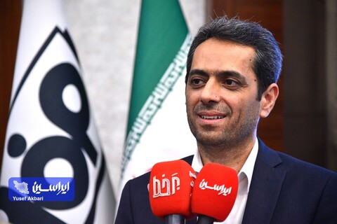 آتیهفولاد موظف به پاسخگویی به سهامداران است مهدی کویتی، معاون اقتصادی و مالی شرکت فولادمبارکه