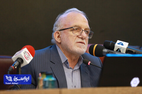 صنایع برای سرمایهگذاری در نیروهای تجدید پذیر برنامهریزی داشته باشند فولادگر پنل همایش متالکس