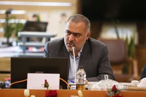 کلنگ زنی و افتتاح ۴۶۷ طرح عمرانی و خدماتی در اصفهان معاون استاندار اصفهان