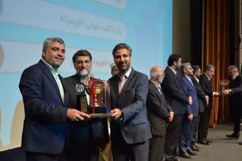 درخشش شرکت ایریسا در حوزه اقتصاد دیجیتال در اختتامیه دهمین جشنواره ملی ارتباطات و فناوری اطلاعات ایریسا
