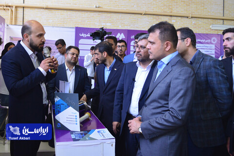 بازدید معاون علمی رئیس‌جمهور از پردیس توسعه فناوری‌های راهبردی فولاد مبارکه و نمایشگاه پورتفوی صندوق سرمایه‌گذاری خطرپذیر فولاد مبارکه