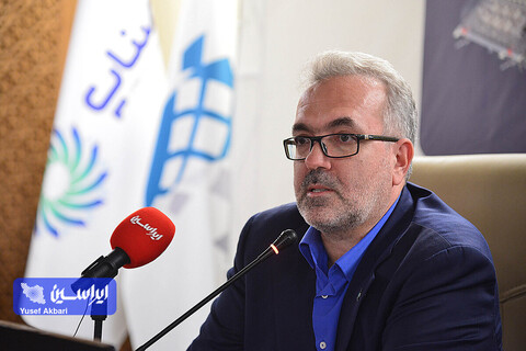 تولید سازههای نیروگاههای خورشیدی در دستور کار فولاد متیل / برای واردات سازههای هر مگاوات برق خورشیدی ۳۵ هزار دلار ارز از کشور خارج میشود پنل