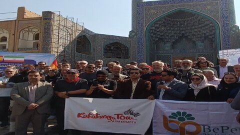 موتورسواران اسپانیایی به اصفهان رسیدند موتورسواران