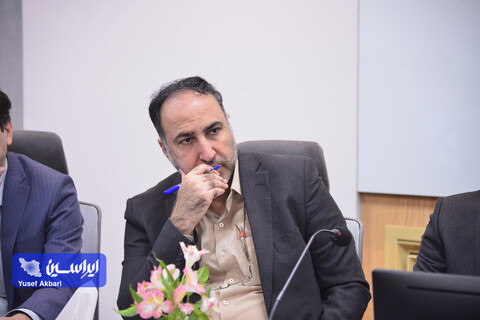 بازدید معاون برنامه‌ریزی و توانمندسازی ایمیدرو از صندوق سرمایه‌گذاری خطرپذیر فولاد مبارکه