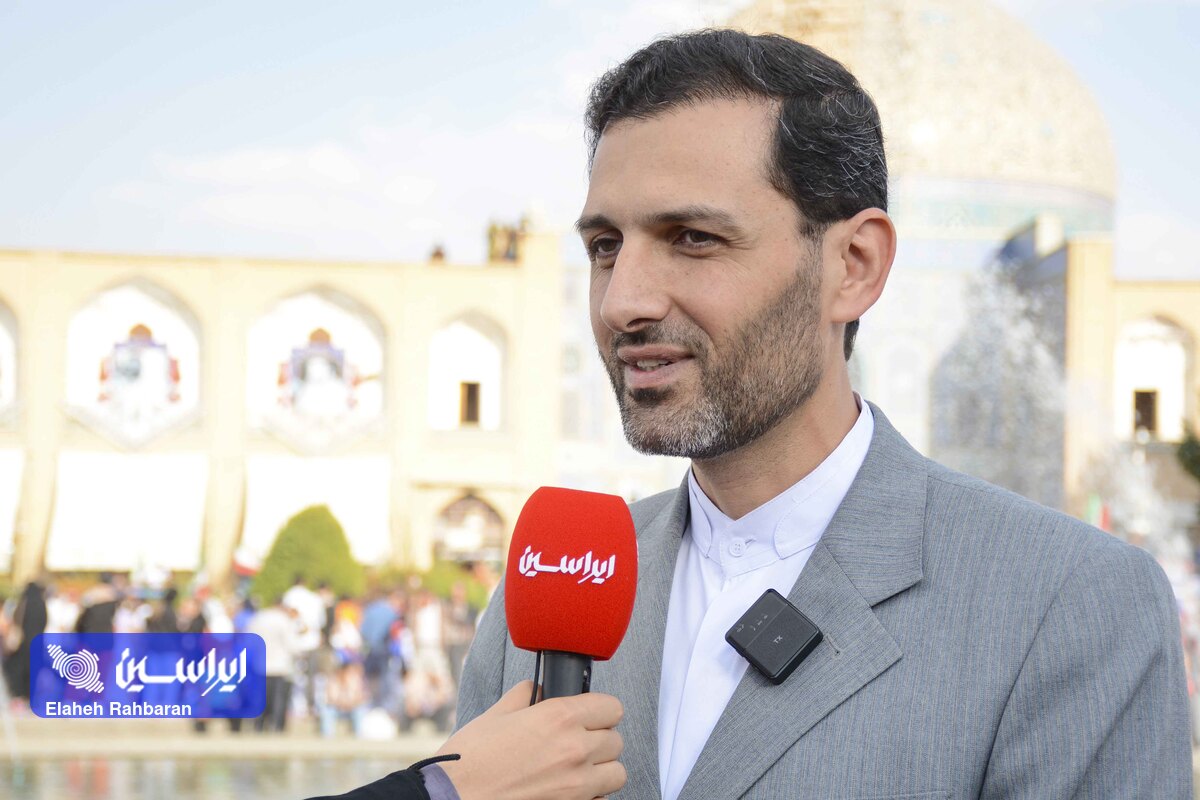 تجهیز و اهدای امکانات ورزشی فولاد مبارکه به ۵۵ خانه ورزشی روستایی در هفته تربیت بدنی