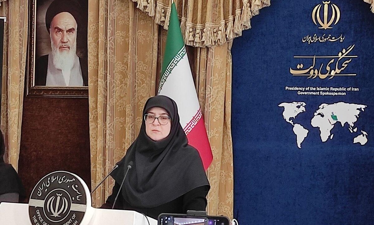 معاون حقوقی رئیس جمهور غیرقانونی بودن انتصاب ظریف را پیگیری می‌کند