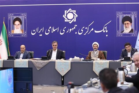 بازار ارز توافقی به زودی عملیاتی میشود / کاهش ۲۰ درصدی تورم فرزین