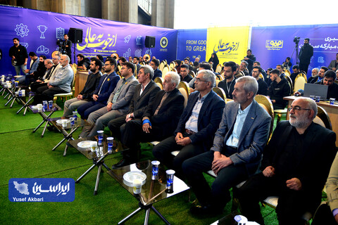 نشست خبری احمد یوسف‌زاده مدیرعامل باشگاه فولاد مبارکه سپاهان