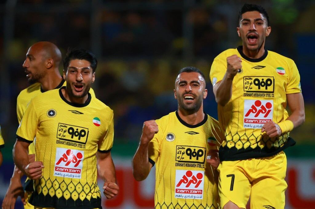 صعود سپاهان در بدو ورود کارترون