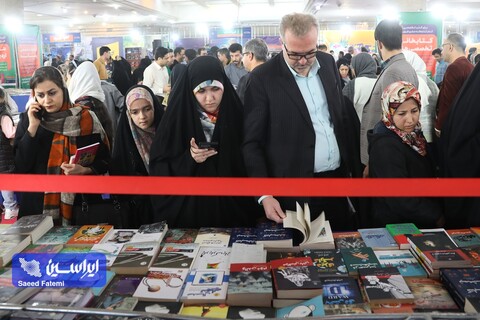 نخستین رویداد بزرگ توسعه فرهنگ کتابخوانی فولادمبارکه