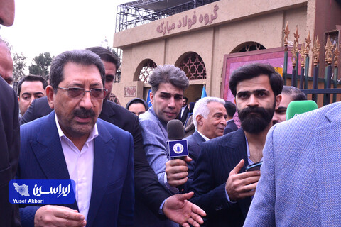 بازدید وزیر صمت از سالن اختصاصی فولادمبارکه در بیست و یکمین نمایشگاه ایران متافو