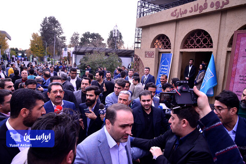 بازدید وزیر صمت از سالن اختصاصی فولادمبارکه در بیست و یکمین نمایشگاه ایران متافو