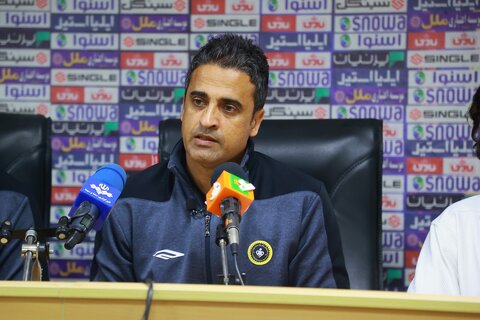 امیدیان: بازیکنان سپاهان به دنبال تاریخسازی هستند جلال امیدیان